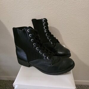 Women's Black Combat Boots Sock Ankle Knit Inset Lace Up Lug Sole Size 8 Grunge